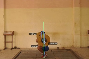 Trayectoria de la barra. Desplazamientos
horizontales (Fig. 4)